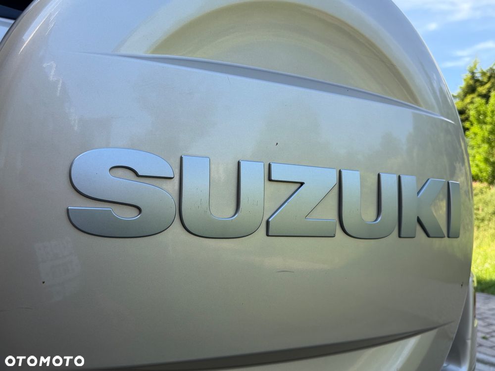 Suzuki Grand Vitara 1.9 DDiS Premium EU5 - 17