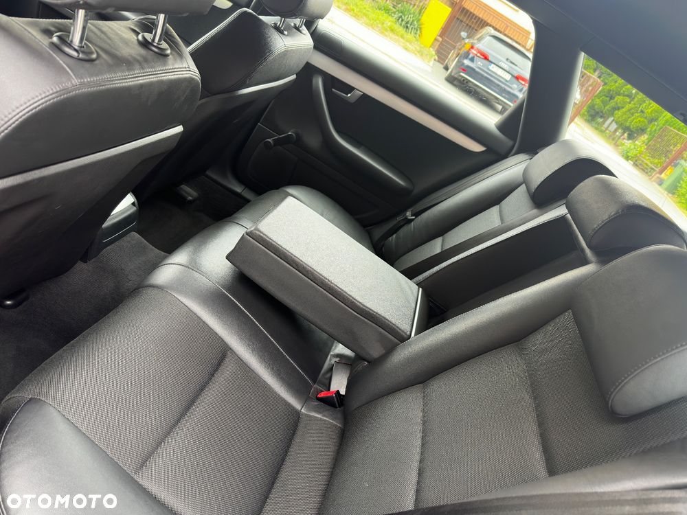 Audi A4 Avant 1.8T Quattro - 21