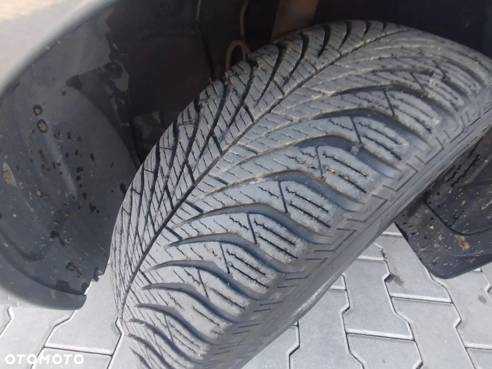 Hyundai i30 1.4 Classic + - 13