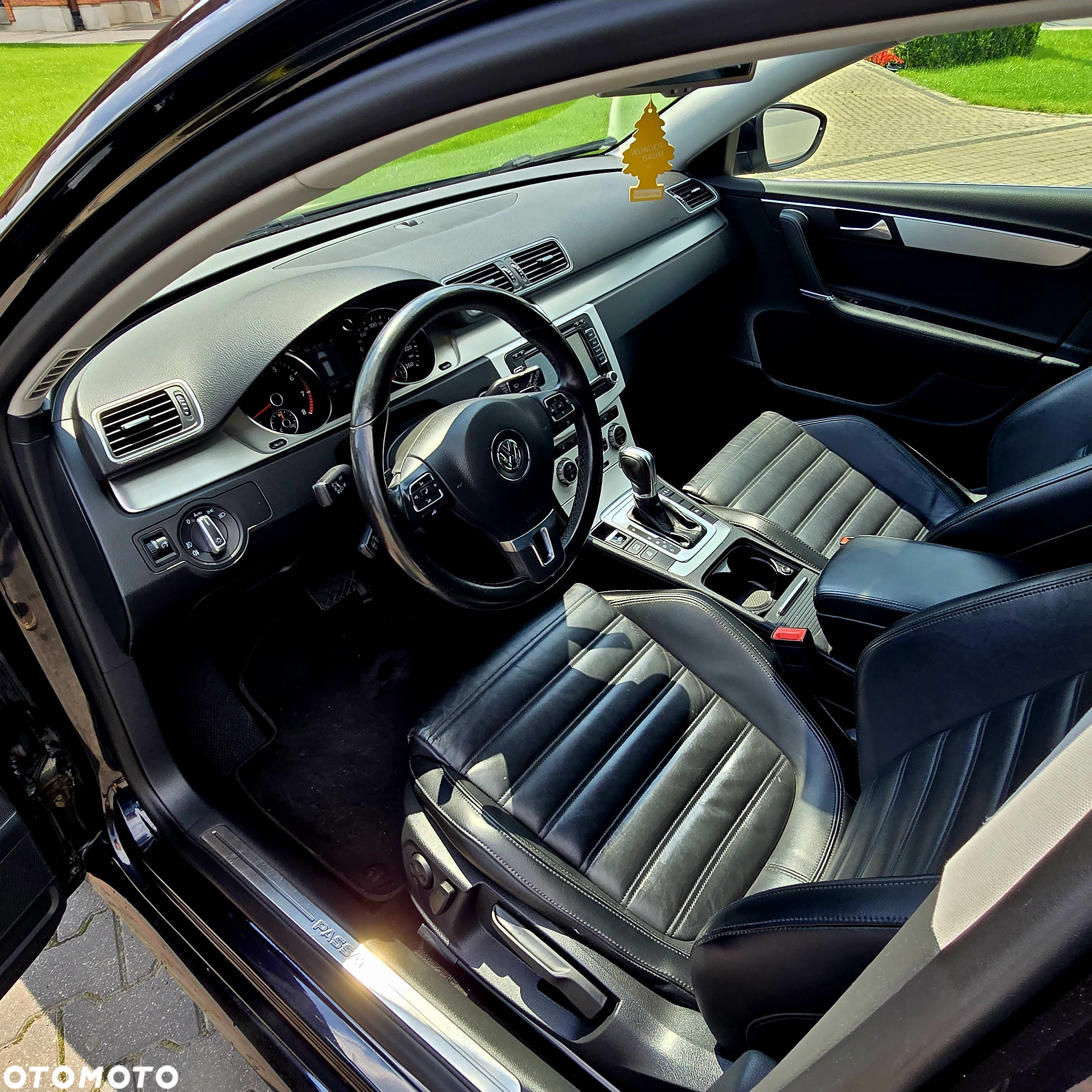 Volkswagen Passat Variant 2.0 TSI DSG Highline - 29