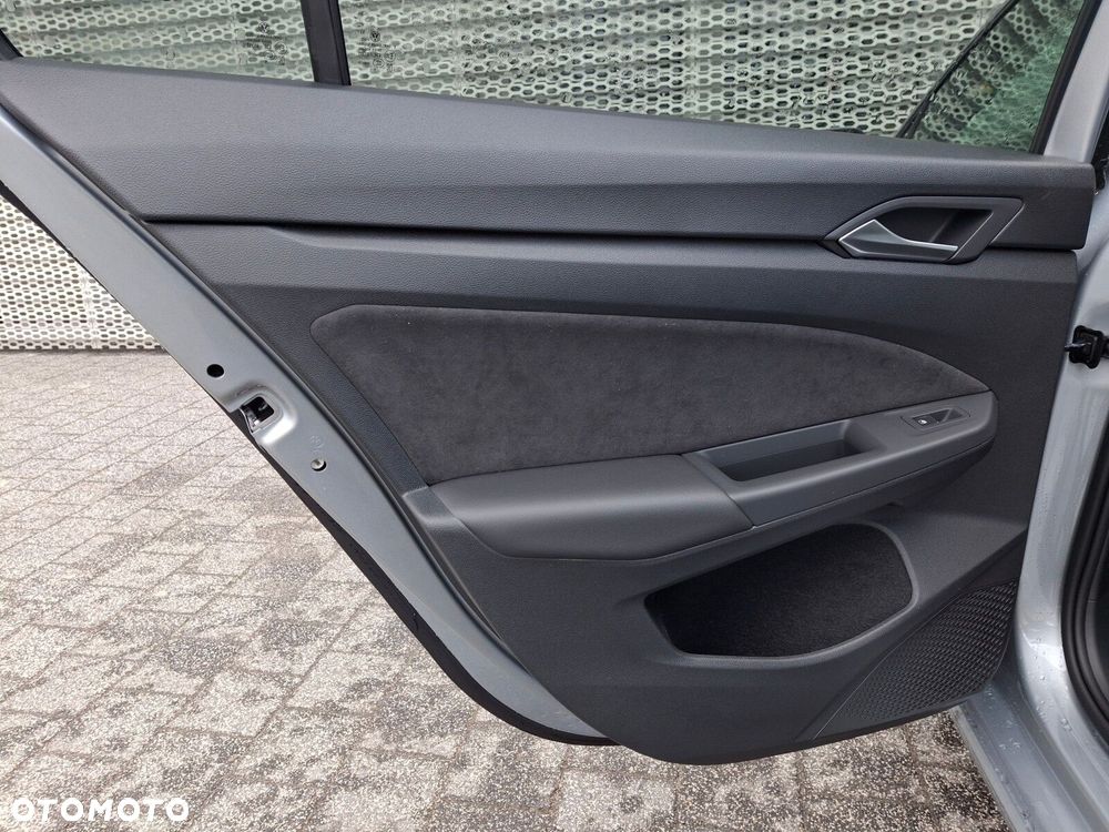 Volkswagen Golf Variant 1.5 TSI Life Plus - 12