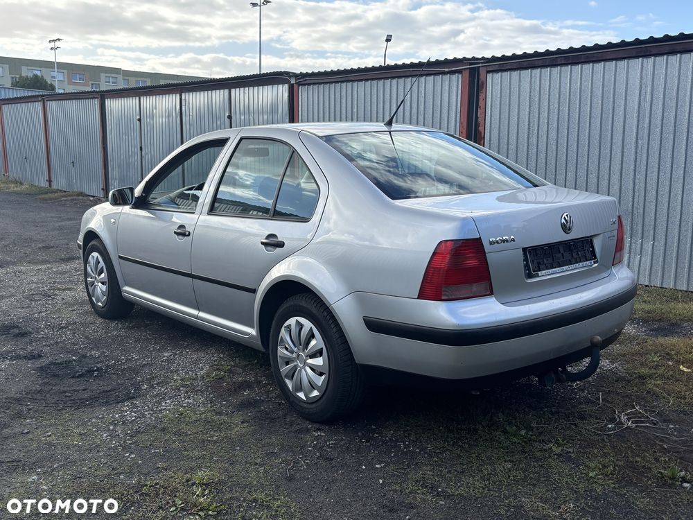 Volkswagen Bora - 4
