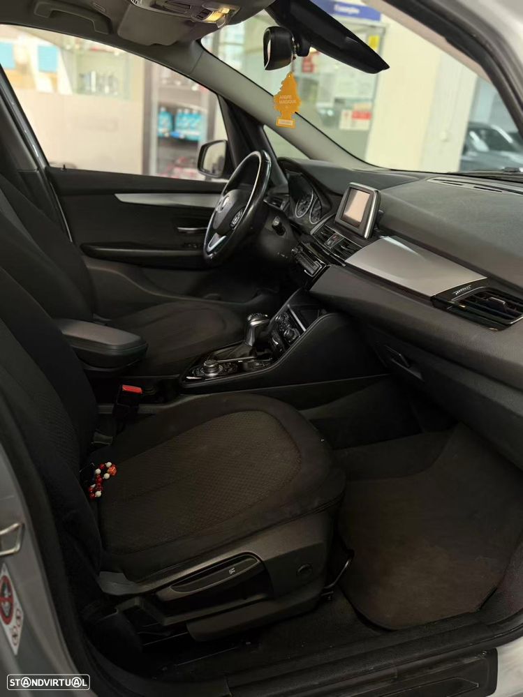 BMW 216 Active Tourer d Aut. - 10