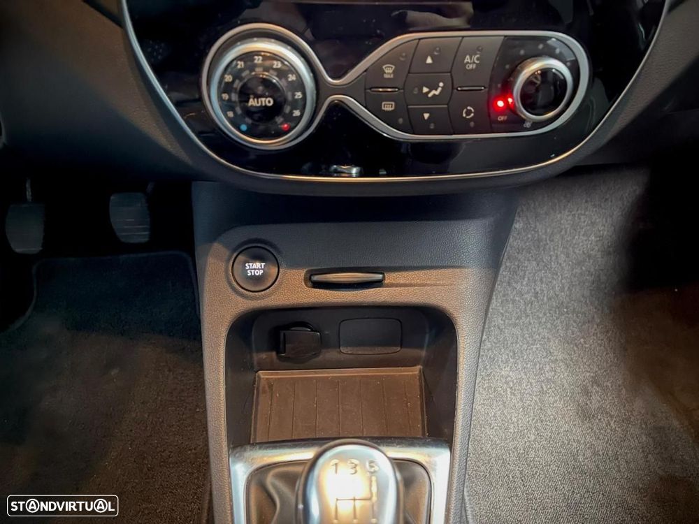 Renault Captur 0.9 TCE Exclusive - 21