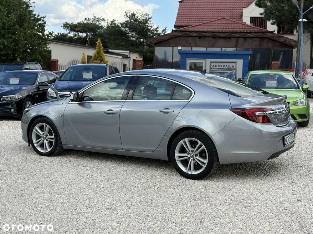 Opel Insignia - 13