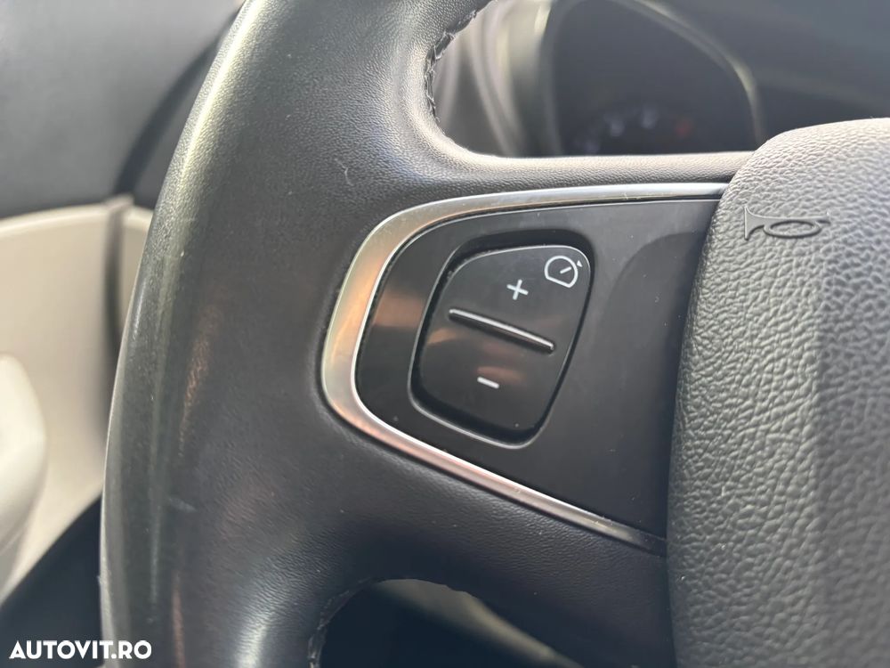 Renault Captur dCi EDC Zen - 21