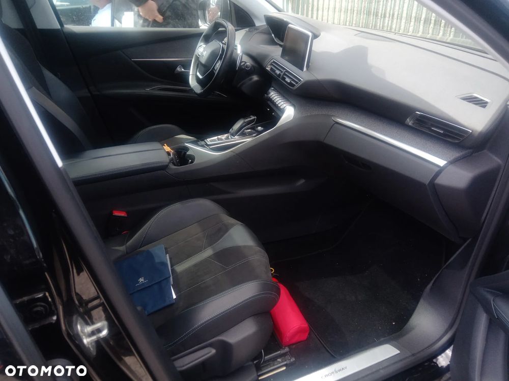Peugeot 3008 1.5 BlueHDi Allure S&S EAT8 - 6
