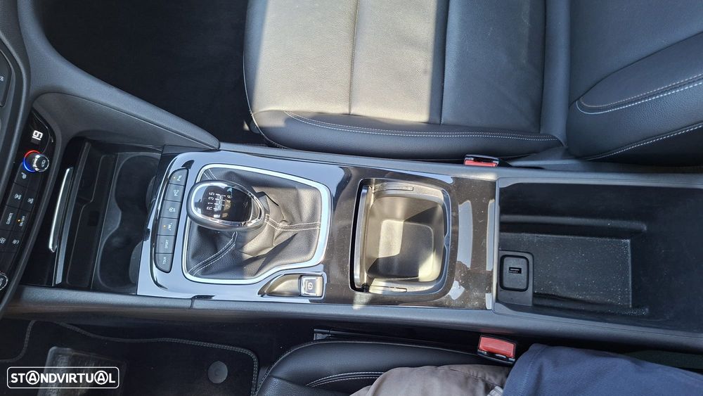 Opel Insignia Country Tourer 2.0 CDTi S/S - 38