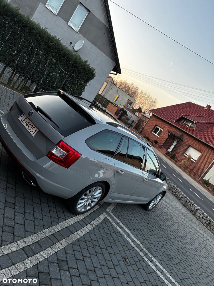 Skoda Octavia 2.0 TDI RS - 5