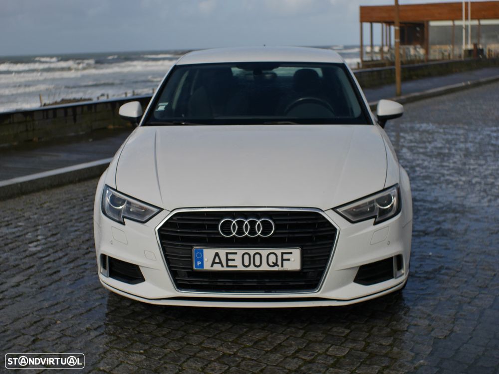 Audi A3 Limousine 1.6 TDI Sport - 2