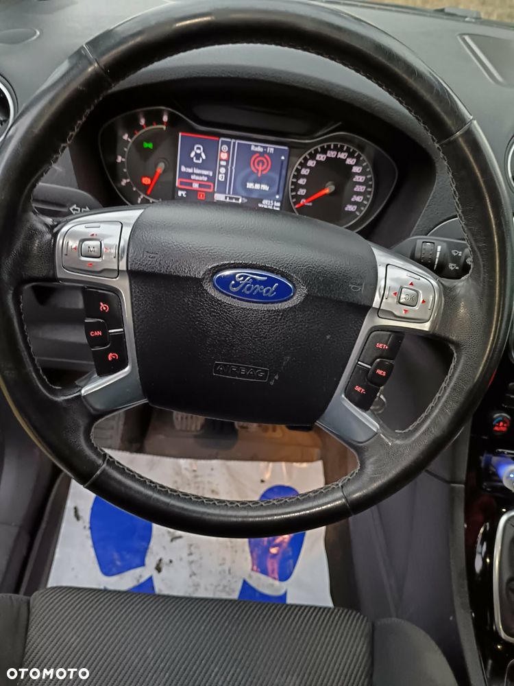 Ford S-Max 2.0 TDCi DPF Titanium - 13