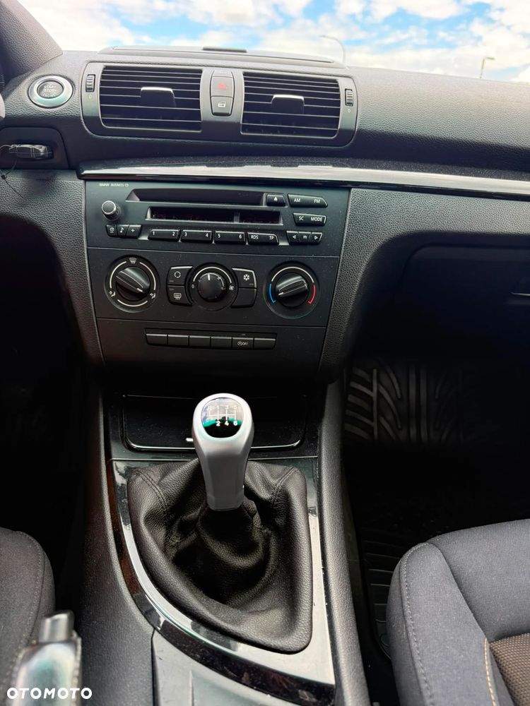 BMW Seria 1 116d - 6