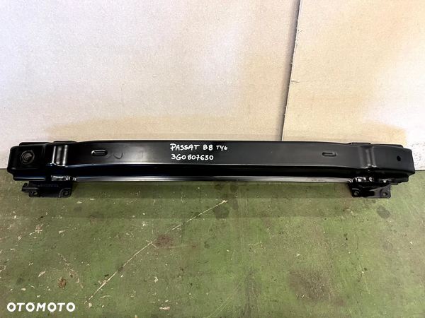 VW VOLKSWAGEN PASSAT B8 KOMBI BELKA ZDERZAKA TYŁ TYLNA 3G0807630