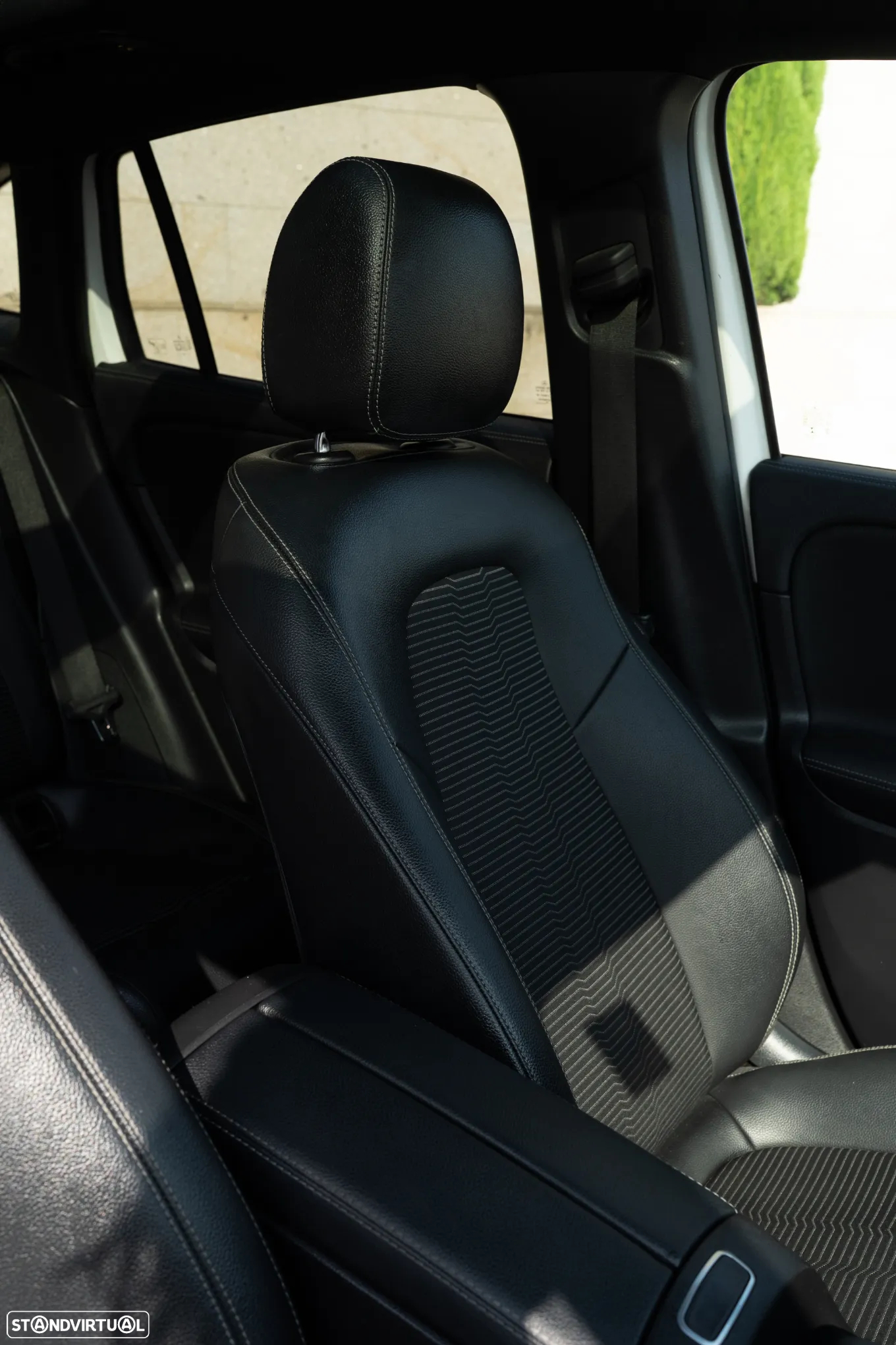 Mercedes-Benz GLA 180 d Urban Aut. - 16