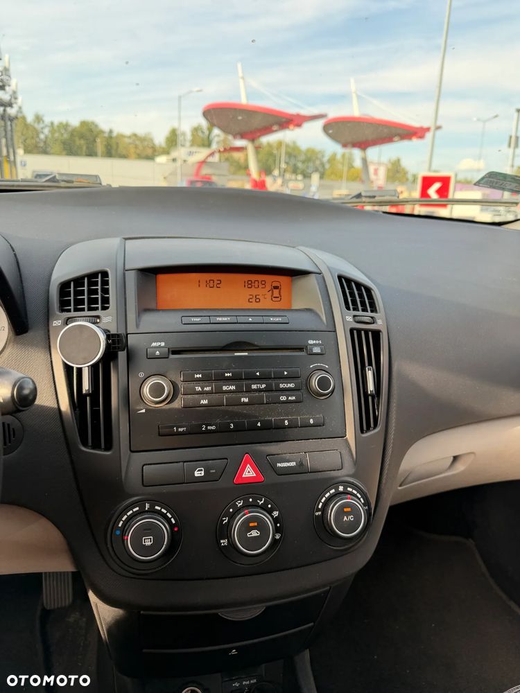 Kia Ceed ver-1-4-comfort - 16