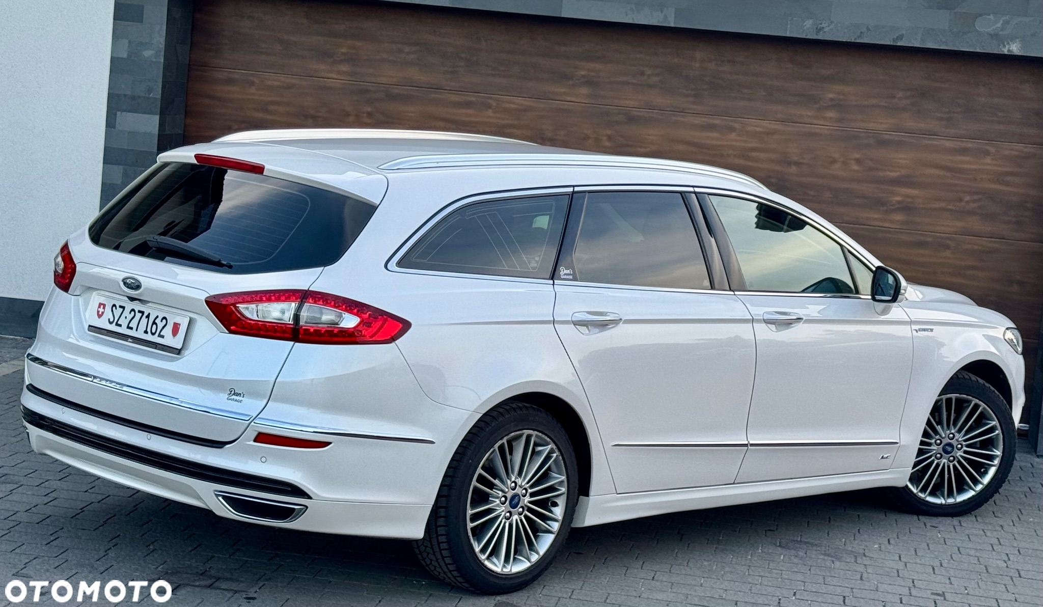Ford Mondeo Vignale 2.0 TDCi 4WD PowerShift - 9