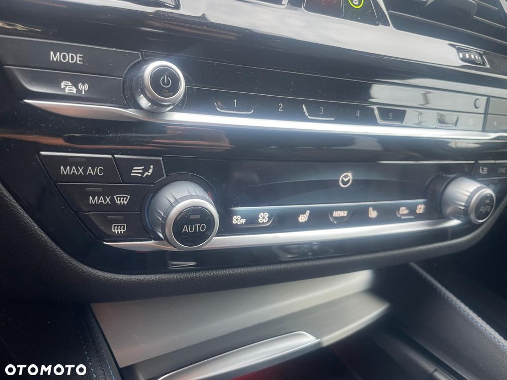 BMW Seria 5 530d xDrive M Sport Edition - 26