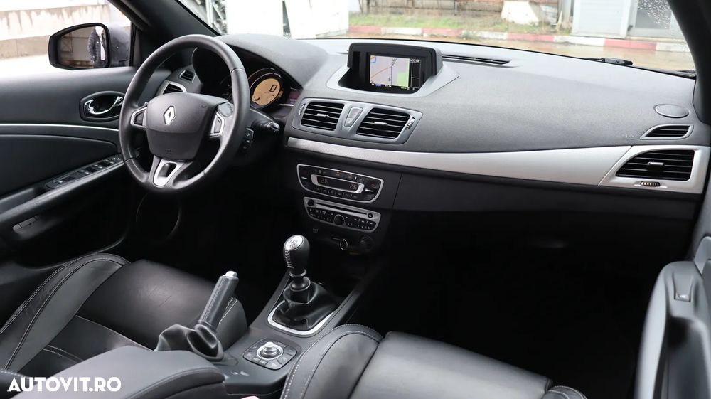 Renault Megane III 1.5 dCi Color Edition - 17