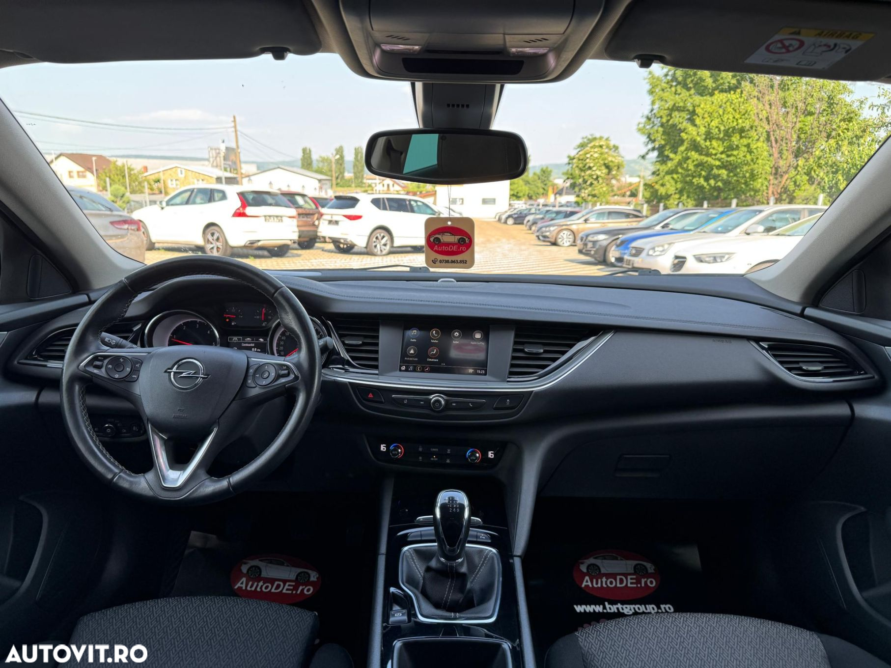 Opel Insignia - 8