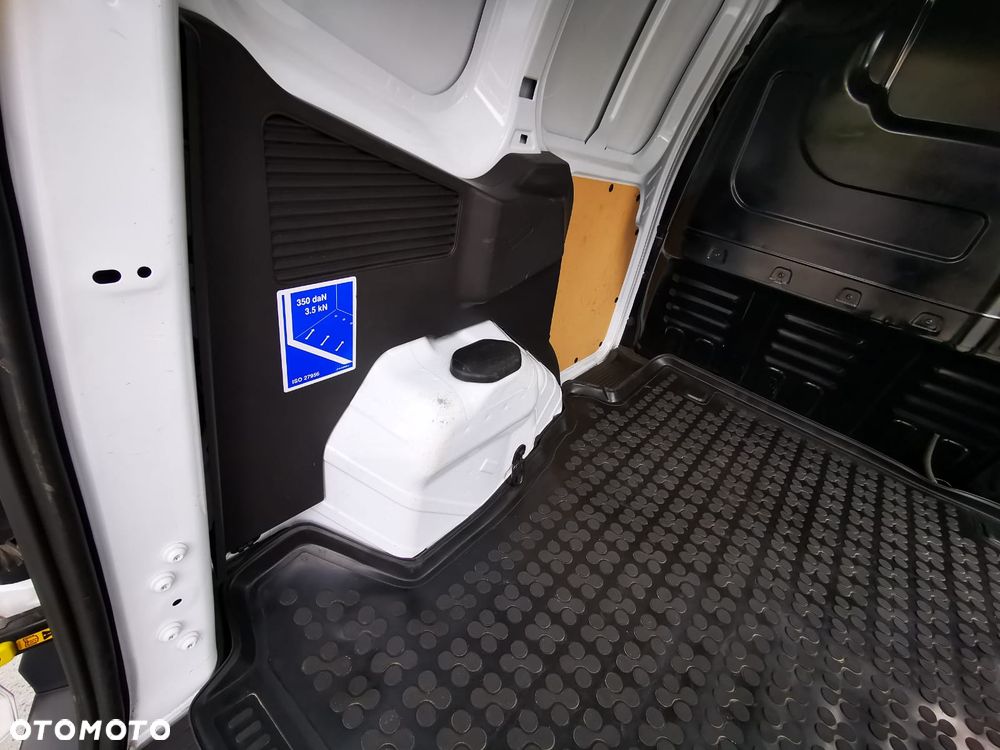 Ford Transit Courier - 7