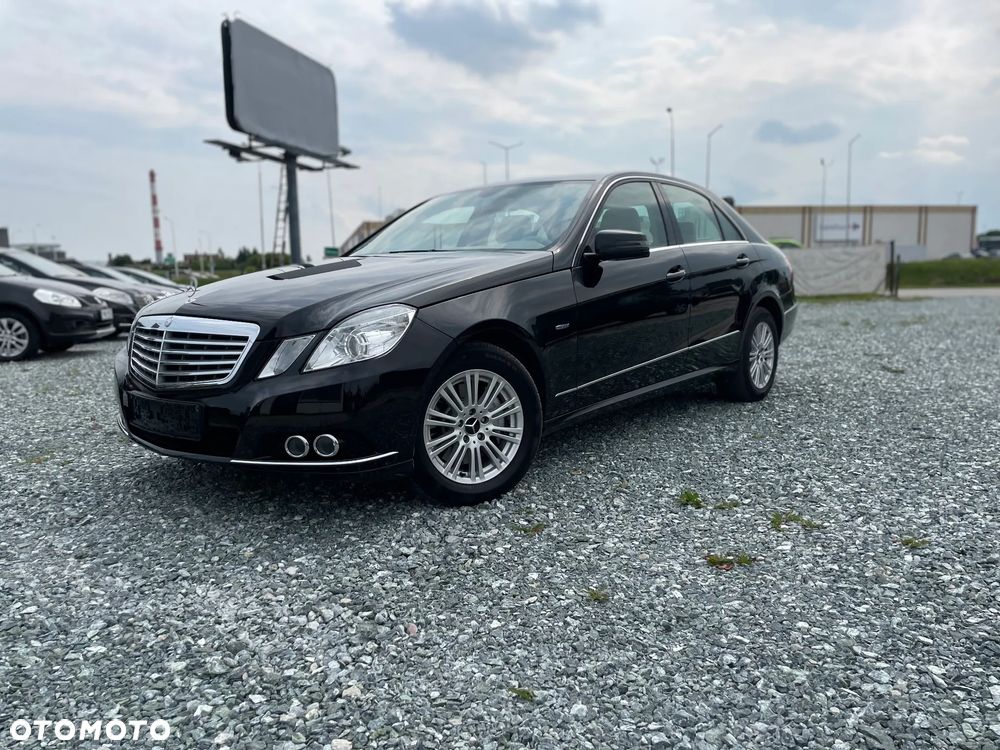 Mercedes-Benz Klasa E 350 CGI BlueEFFICIENCY 7G-TRONIC Elegance