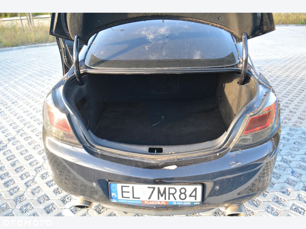 Opel Insignia - 15