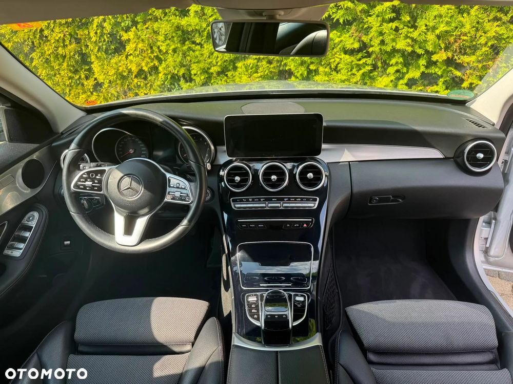 Mercedes-Benz Klasa C 200 9G-TRONIC - 18