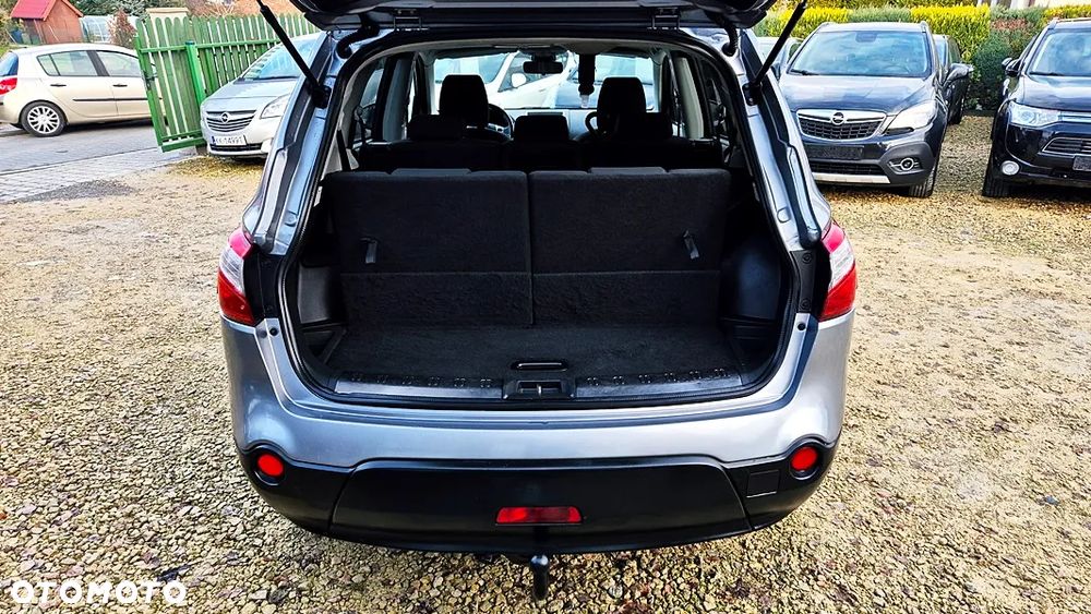 Nissan Qashqai+2 2.0 tekna - 30