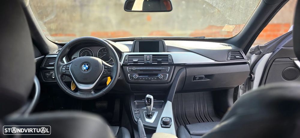BMW 320 Gran Turismo d Auto Line Sport - 43