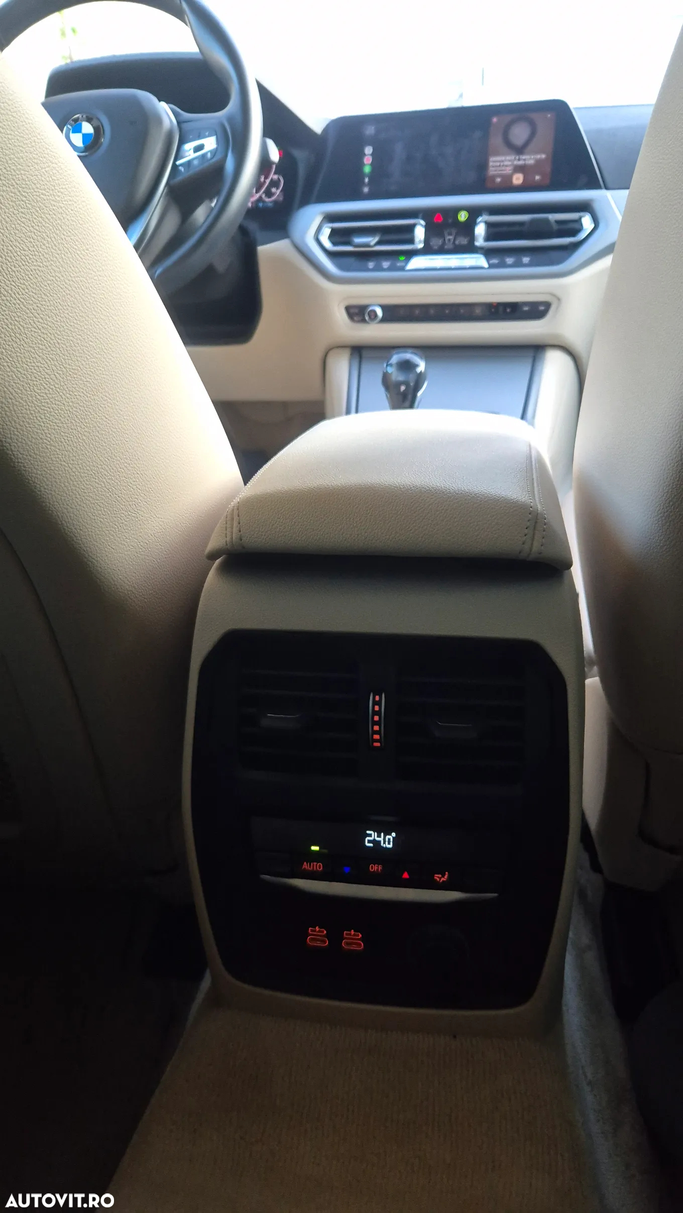BMW Seria 3 330e Aut. - 24