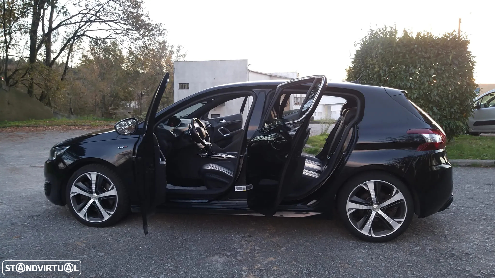Peugeot 308 BlueHDi 180 EAT6 GT - 41