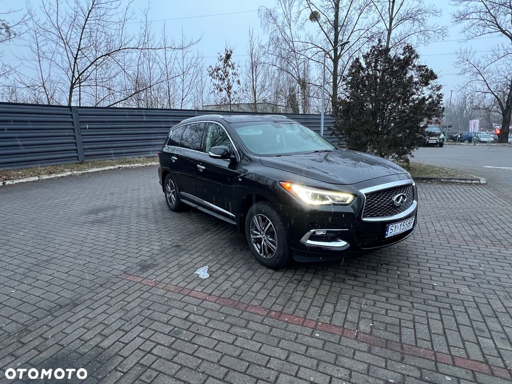 Infiniti Q60 - 5