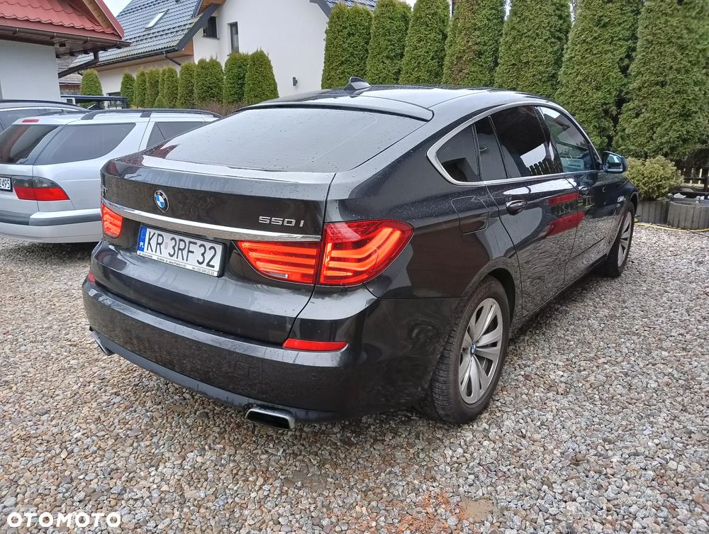 BMW 5GT 550i xDrive Gran Turismo - 10
