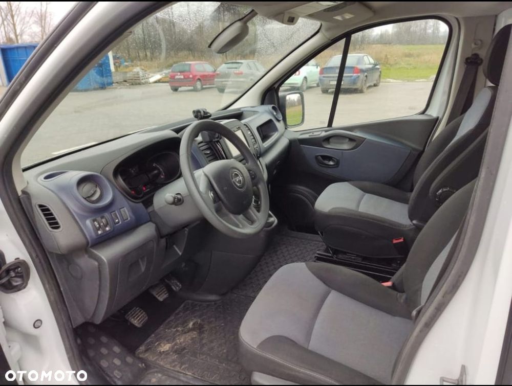 Opel VIVARO - 21