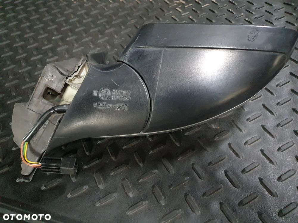 OPEL OMEGA B LUSTERKO ZEWNĘTRZNE PRAWE ELEKTRYCZNE 5PIN E1010357 SREBRNE - 5