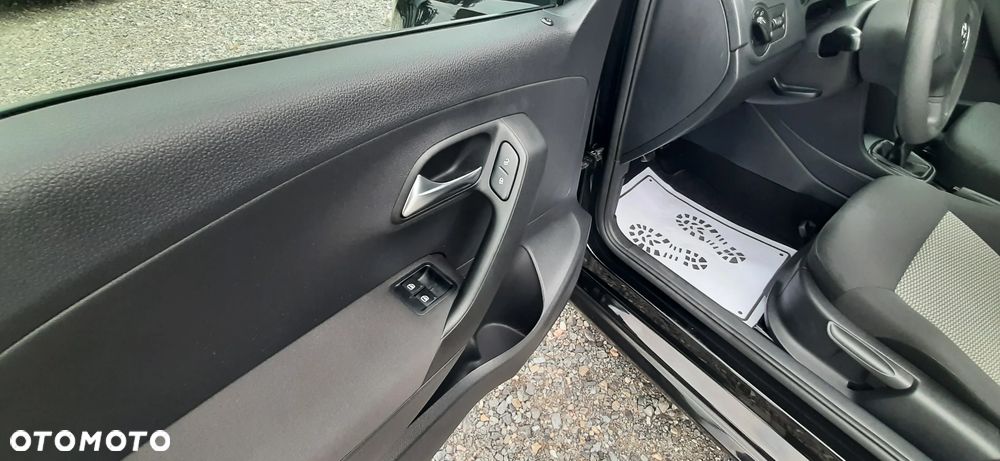 Volkswagen Polo - 26