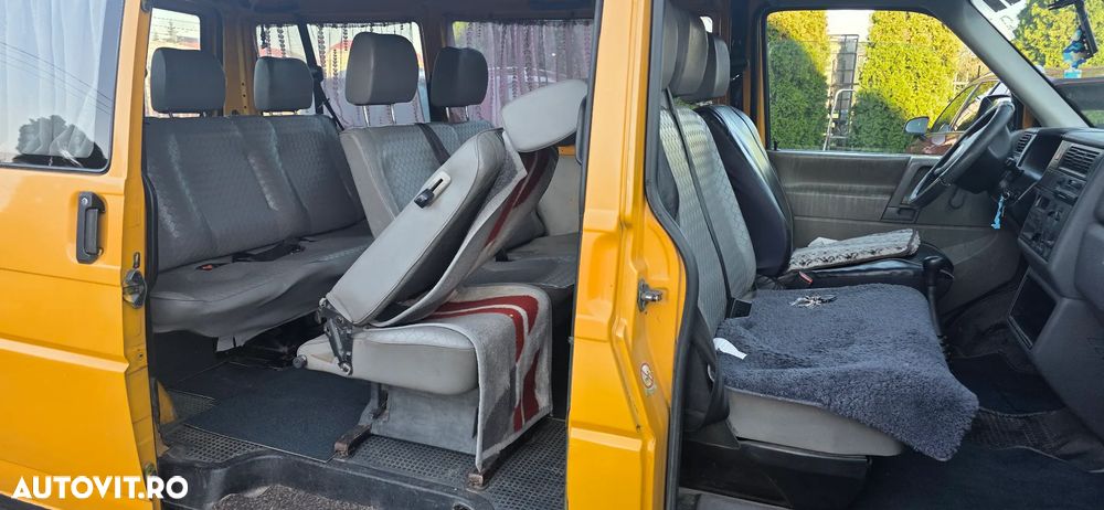 Volkswagen Transporter - 9