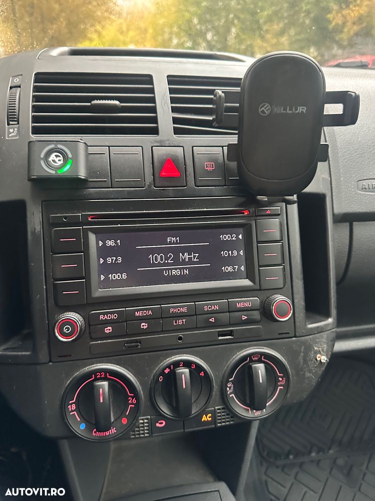 Volkswagen Polo - 12