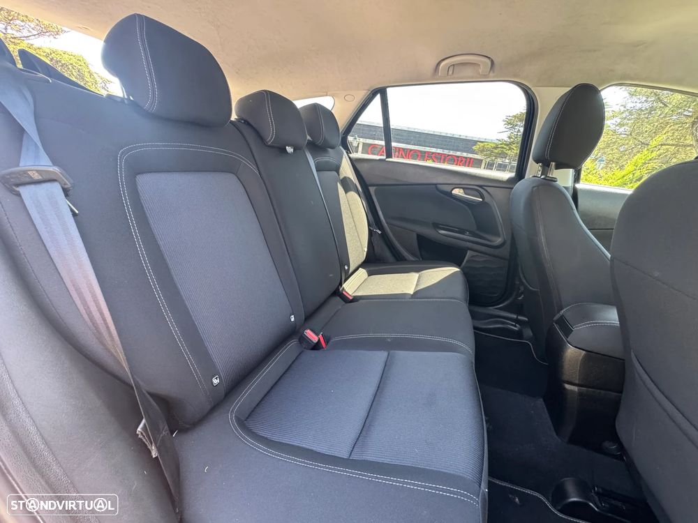 Fiat Tipo Station Wagon 1.3 M-Jet Easy - 19