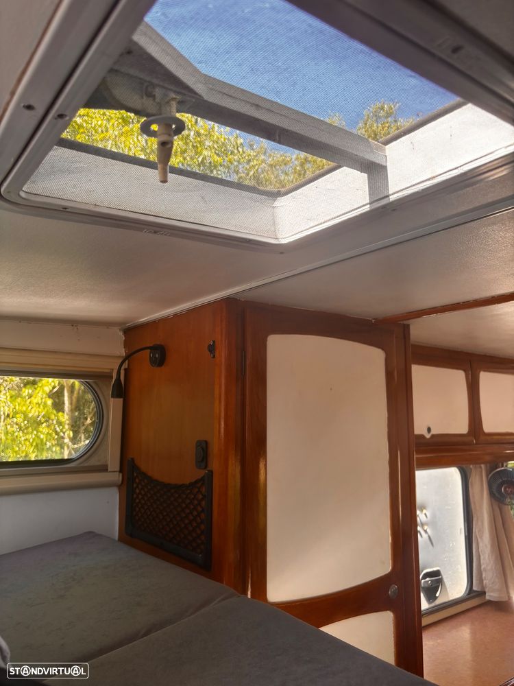 Ford Transit Challenger - 13