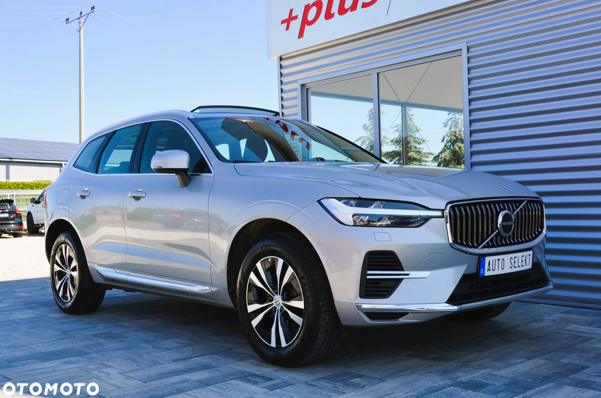 Volvo XC 60 T6 AWD Recharge Geartronic Inscription Expression - 2