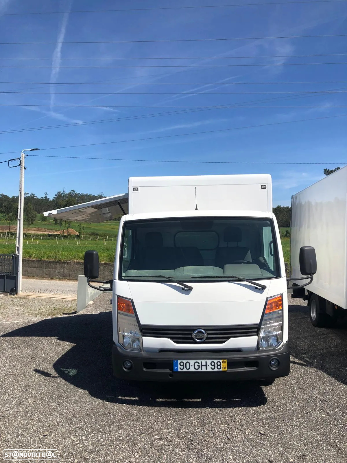 Nissan Cabstar Grill - 2