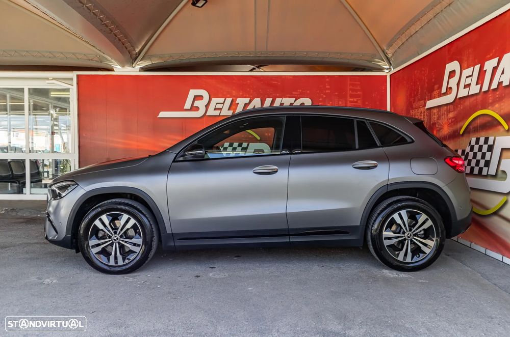 Mercedes-Benz GLA 180 d Progressive - 8