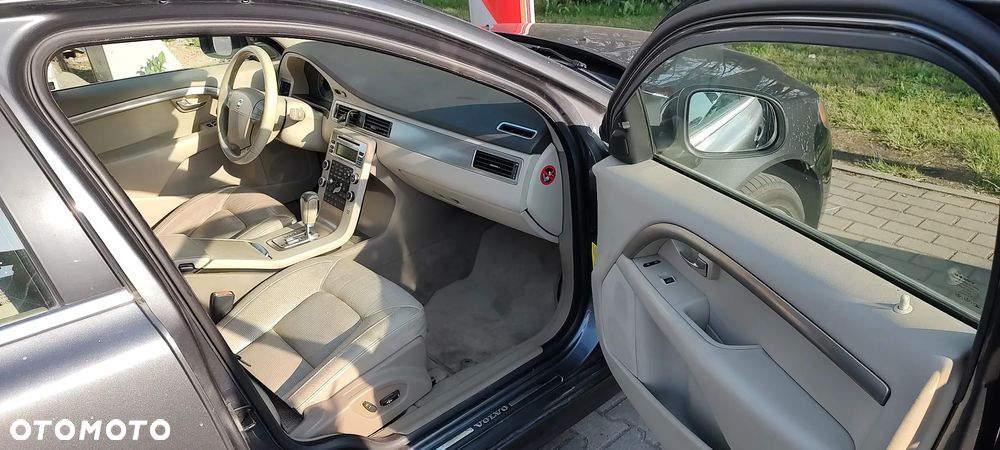 Volvo S80 2.4D5 Executive - 5