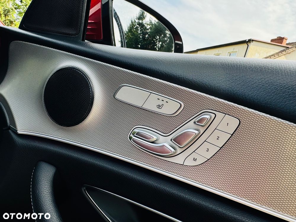 Mercedes-Benz Klasa E 220 d T 9G-TRONIC Exclusive - 35