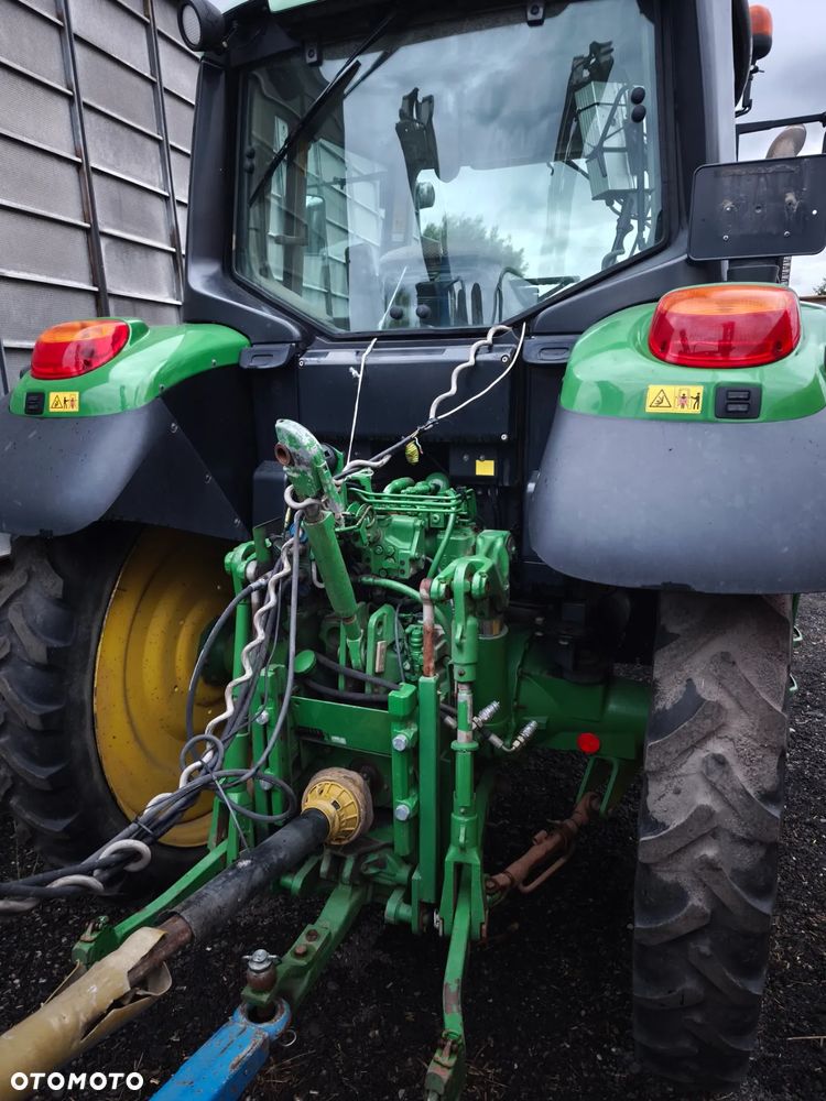 John Deere 6115M - 10