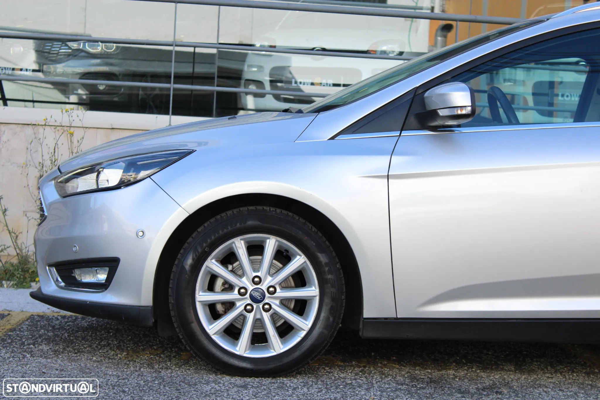 Ford Focus SW 1.5 TDCi EcoBlue Business - 9