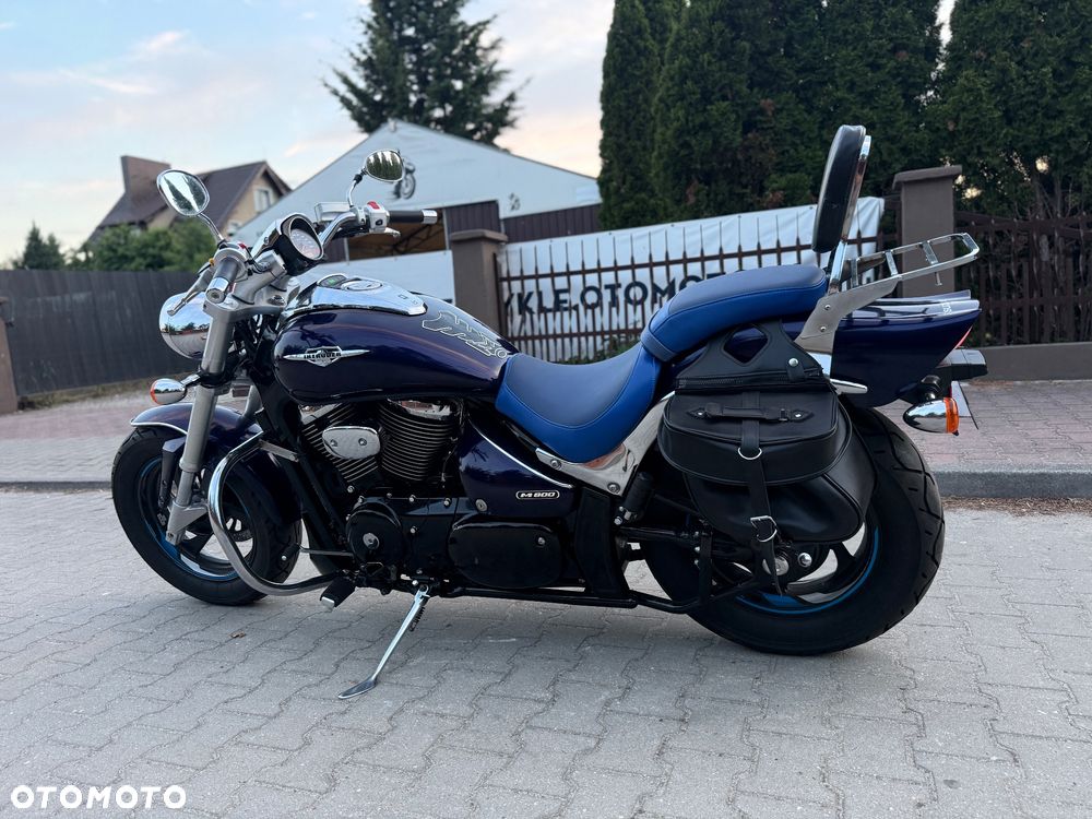 Suzuki Intruder - 17