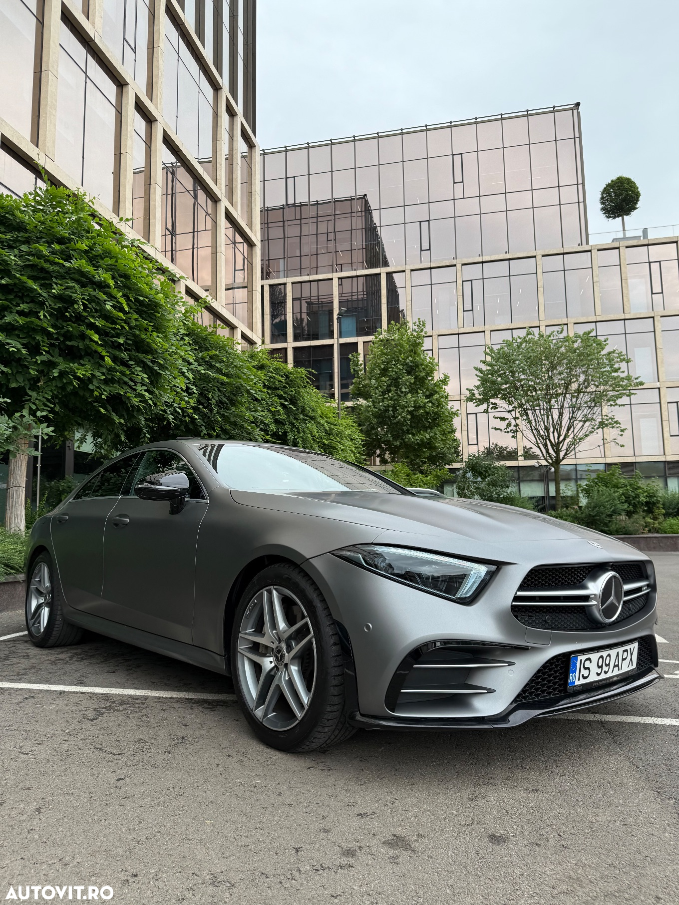 Mercedes-Benz CLS 450 4MATIC Aut - 2