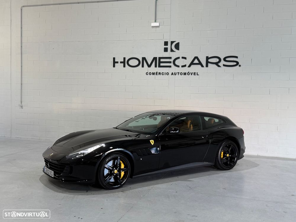 Ferrari GTC4 Lusso - 15